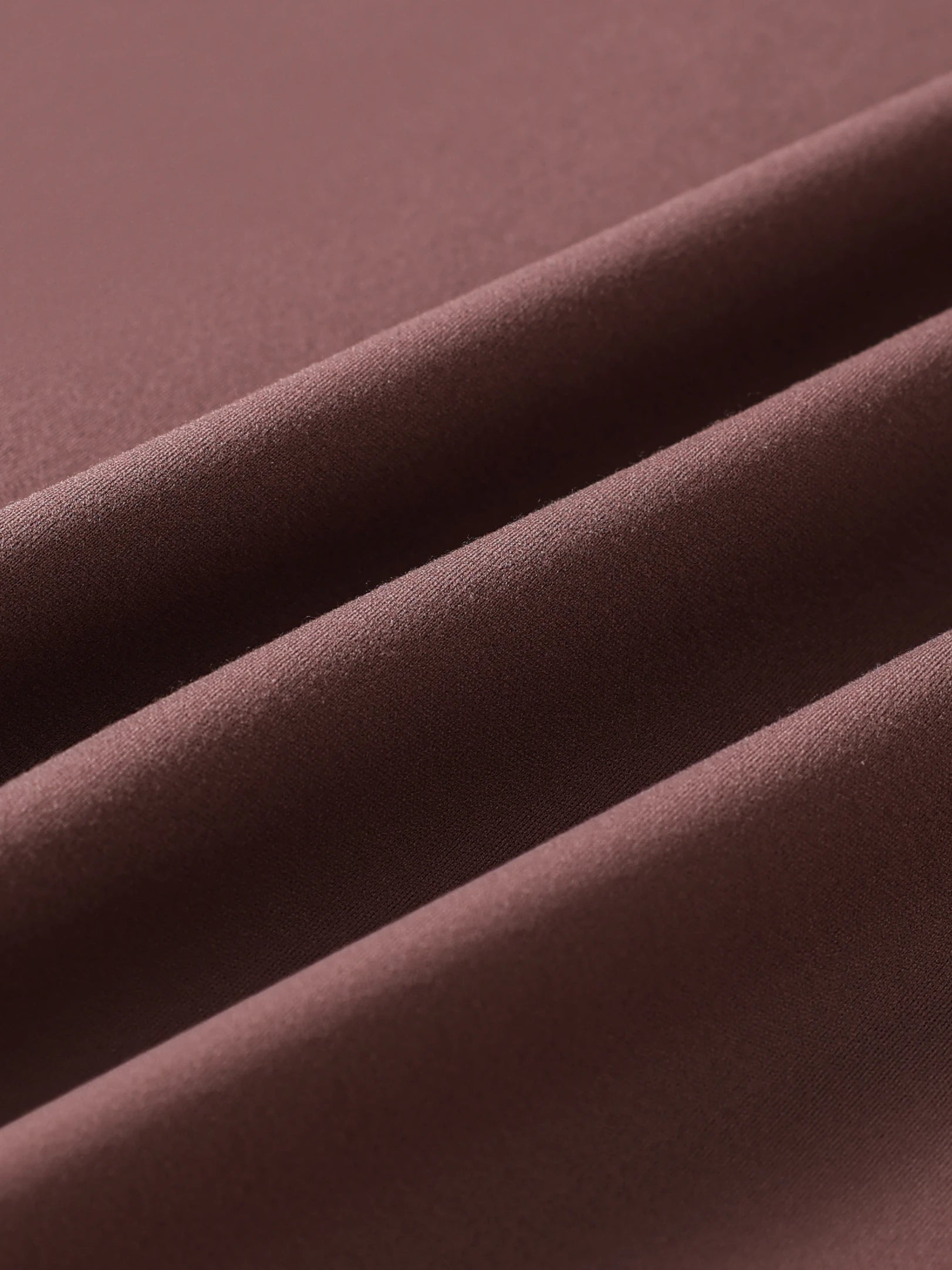 190 GSM Nylon Warmth-Enhancing Fabric - 1.7m Width